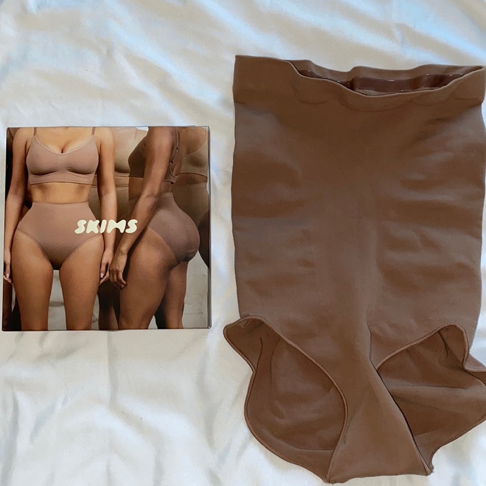 SKIMS Sculpting High Waist Brief